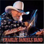 Charlie Daniels (Charles Edward Daniels) est un musicien américain, né le 28 octobre 1936 à Wilmington en Caroline du Nord.